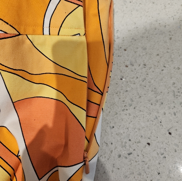 Retro, Mod print mini skirt. PETITE size - Picture 3 of 6